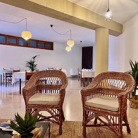 לינה וארוחת בוקר Santa Maria Di Betlem פוליניו