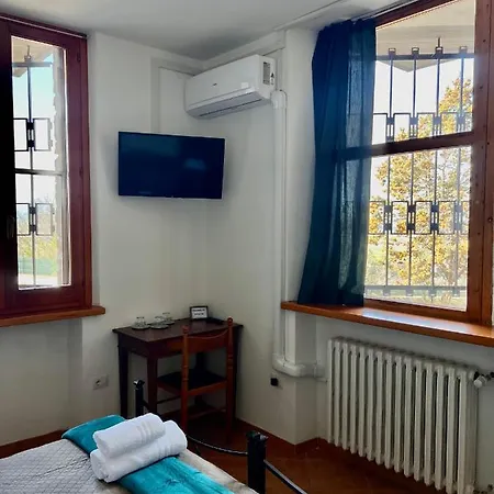 Santa Maria Di Betlem לינה וארוחת בוקר פוליניו